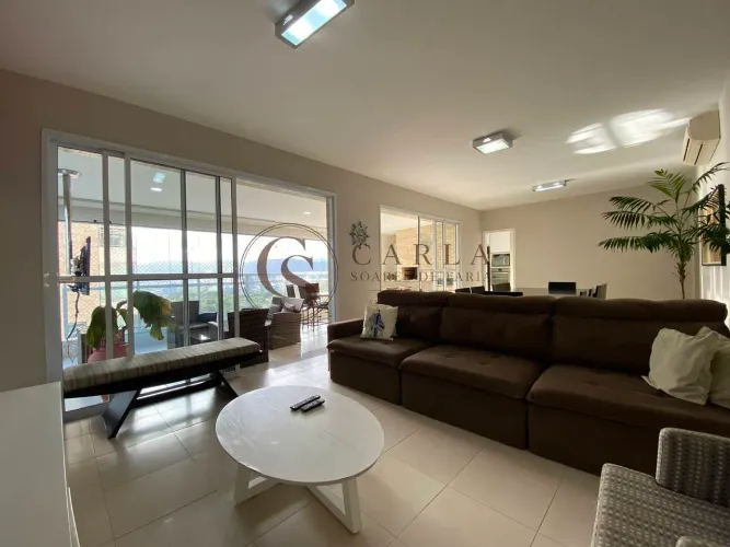 Apartamento sofisticado na Praia da Enseada | 158 m² | 3 suítes | 3 vagas