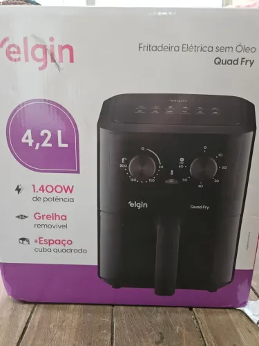 Air fryer na caixa