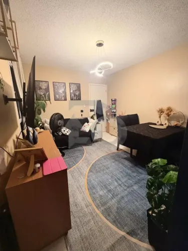 Apartamento no Condomínio VILA DAS FLORES com 2 Quartos, Garagem e Área de Lazer