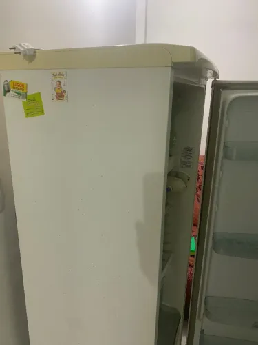 GELADEIRA FUNCIONANDO