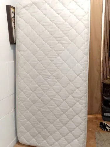 Cama solteiro