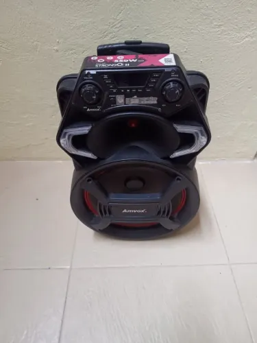 Caixa de som amvox strondo 2 / 550w rms em perfeito estado