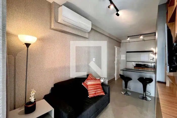 APARTAMENTO RESIDENTIAL em Campinas - São Paulo, Cambuí