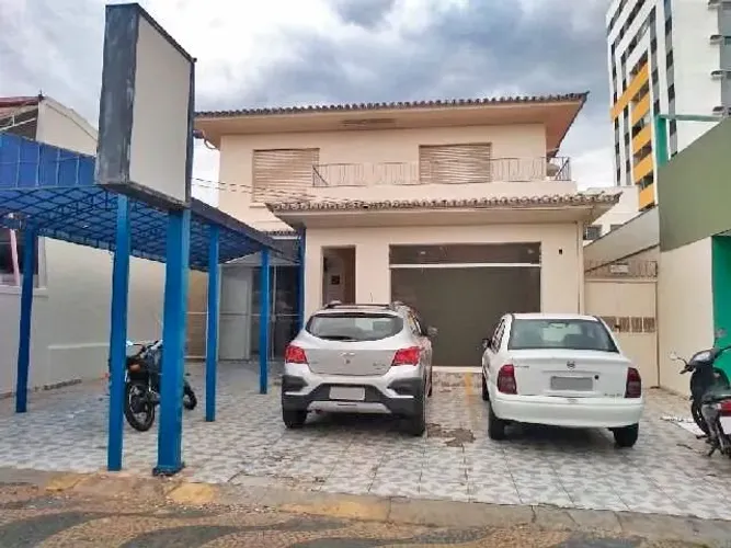 Sala comercial para alugar com 100m² no Centro Marília/SP