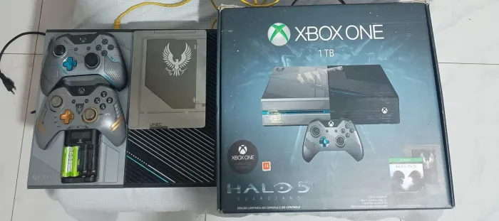 Xbox one edição limitada Halo 5