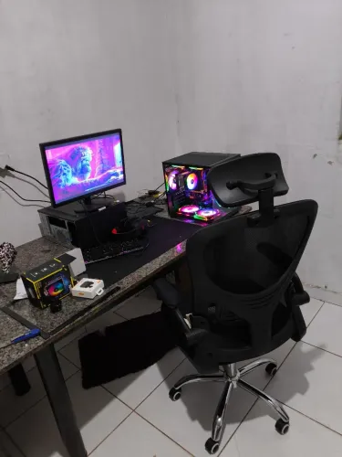 Pc gamer completo Intel i7 7600 placa de vídeo RX 580 cadeira gamer SSD 512gb 16ram