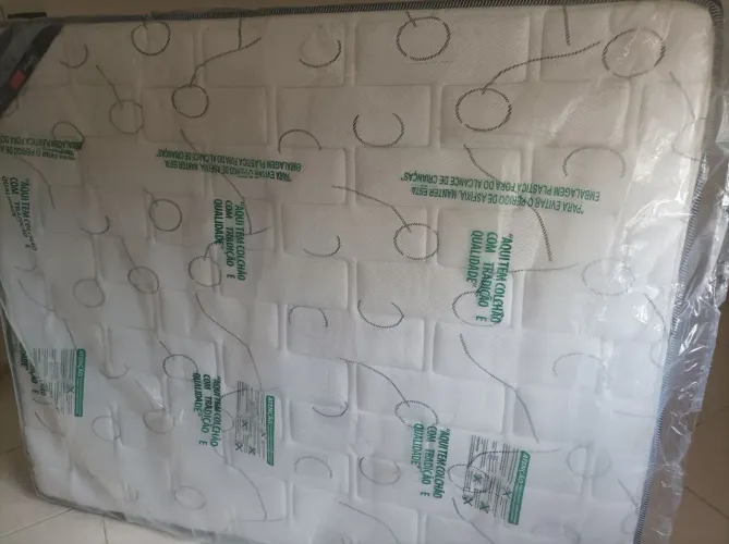 Colchão de casal usado
