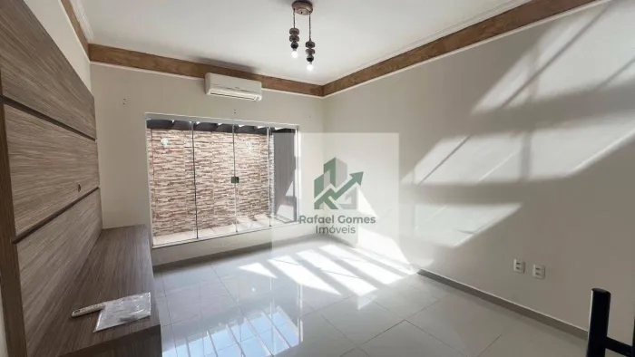 Casa com 4 dormitórios à venda, 250 m² por R$ 880.000,00 - Condomínio Residencial Palm Par