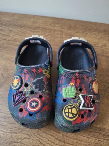 Crocs Infantil dos Vingadores