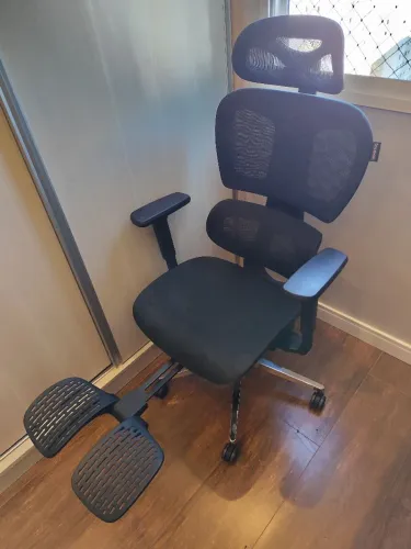 Cadeira Escritório Presidente Ergonômica Sensetup Cosy T03