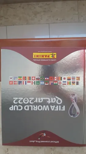 Album Copa Qatar 2022 prata completo , com todas coladas