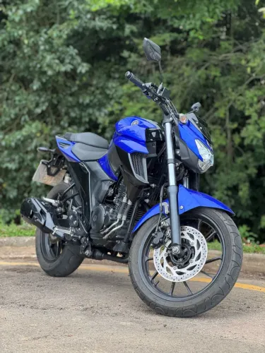 Yamaha FZ25 Fazer 2021