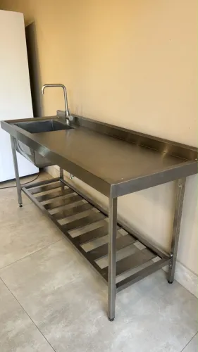 PIA INDUSTRIAL EM AÇO INOX- 190 x 60 x 80 cm