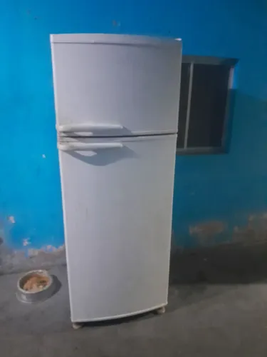Geladeira Brastemp 390 litros 