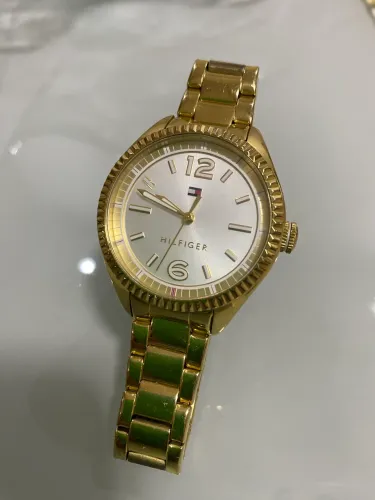 Relógio Feminino Tommy Hilfiger Dourado Pulseira Aço