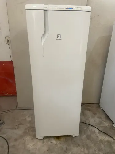 Geladeira frost free - faço a entrega