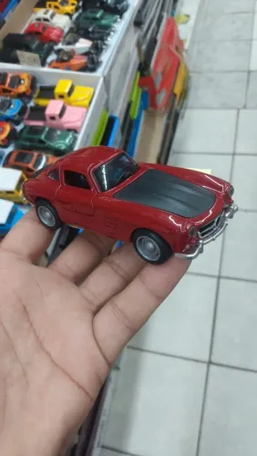 Carro Ferro Miniatura - Mercedes (Abrir As portas)
