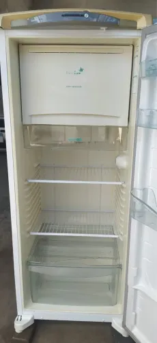 Geladeira Frost Free