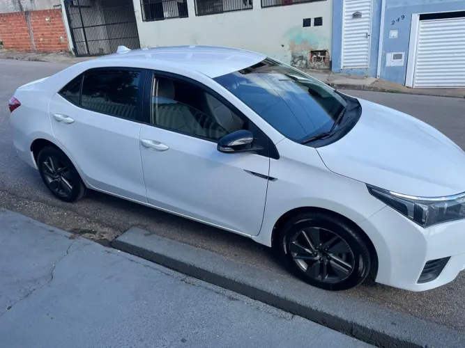Toyota Corolla GLI 1.8 Flex 16V Aut. 2017
