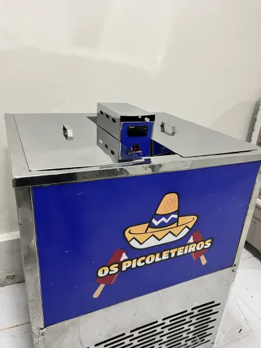 Máquina fábrica gelo picolé saborizado
