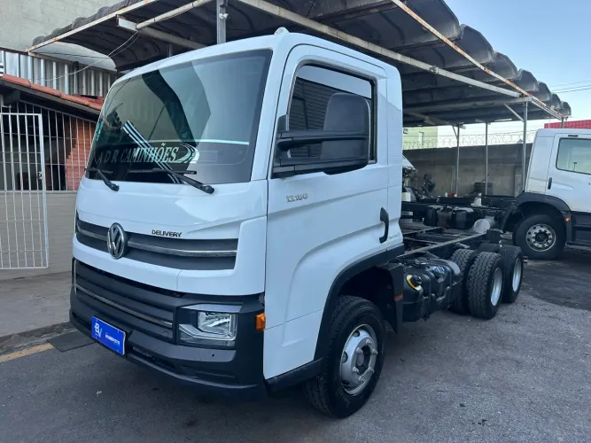 VW 13180 2022 TRUCADINHO 6x2