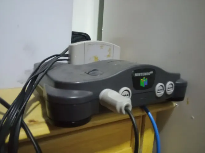 Nintendo 64, aceito trocas.