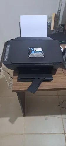 Impressora HP 2774 com cartucho