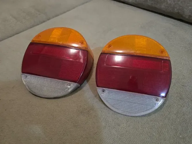 PAR LENTES LANTERNAS TRASEIRAS VW FUSCA! MARCA AMG. PERFEITAS.