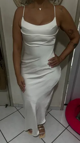 vestido branco cetim mídi