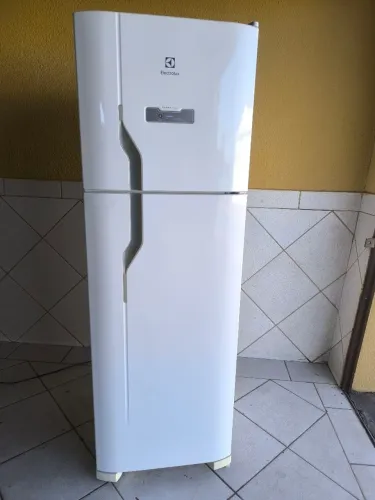 Geladeira Eletrolux