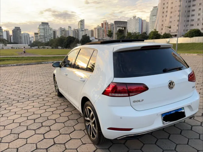 Volkswagen Golf Comfort. 200 TSI 1.0 Flex 12V Aut. 2018