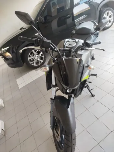 Vendo Fazer 250 Cilindradas - R$20.000