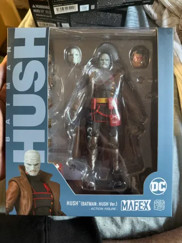 Hush Mafex lacrado 