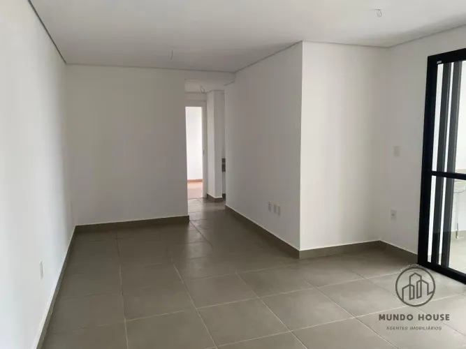 Apartamento para venda na rua do Mercadão Campolim - Planeta