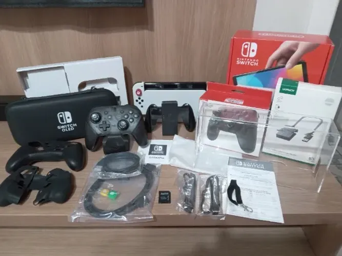 Nintendo Switch Oled Desbloqueado Completo + Controle Pro Nintendo Original + Acessórios