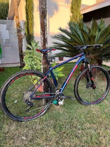 Bicicleta Caloi Elite