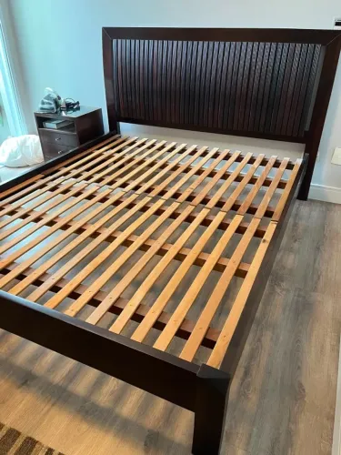 Cama de casal (Queen) 