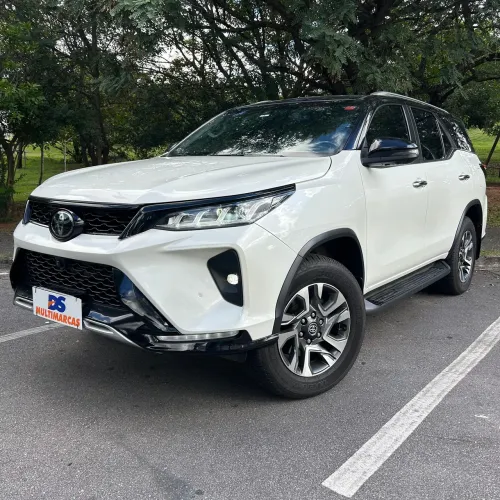 Toyota Hilux SW4 Diamond 2.8 TB 4X4 Die. Aut. 2022
