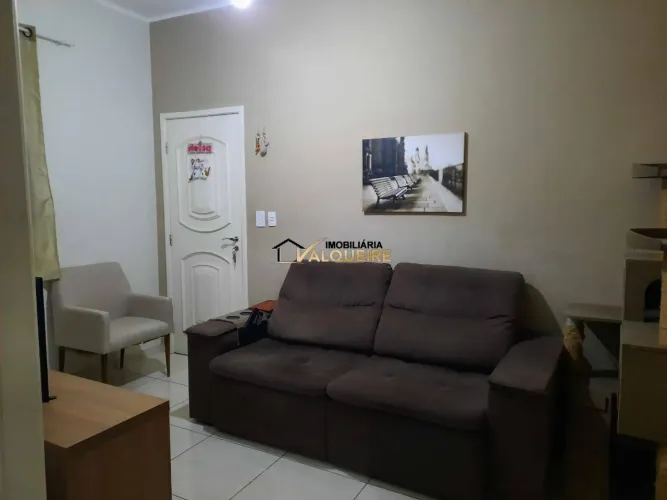 Apartamento com 2 dormitórios à venda, 53 m² por R$ 210.000,00 - Vila Valqueire - Rio de J