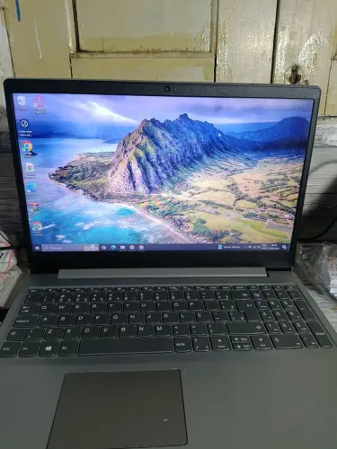 VENDE-SE NOTEBOOK LENOVO S145