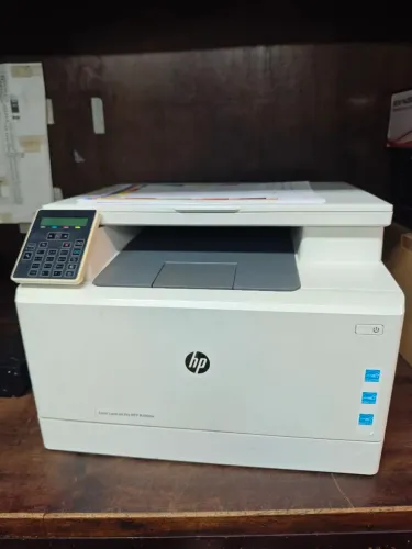 Impressora HP m180 laser colorida 