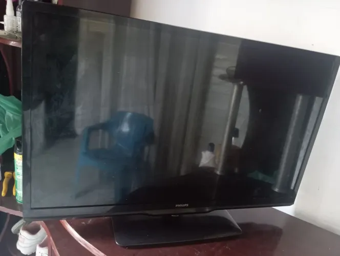 Televisão Philips 32 para retirada de peças