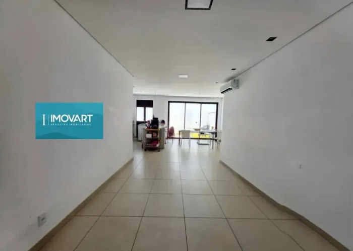 Sobrado para aluguel e venda possui 147 metros quadrados com 3 quartos