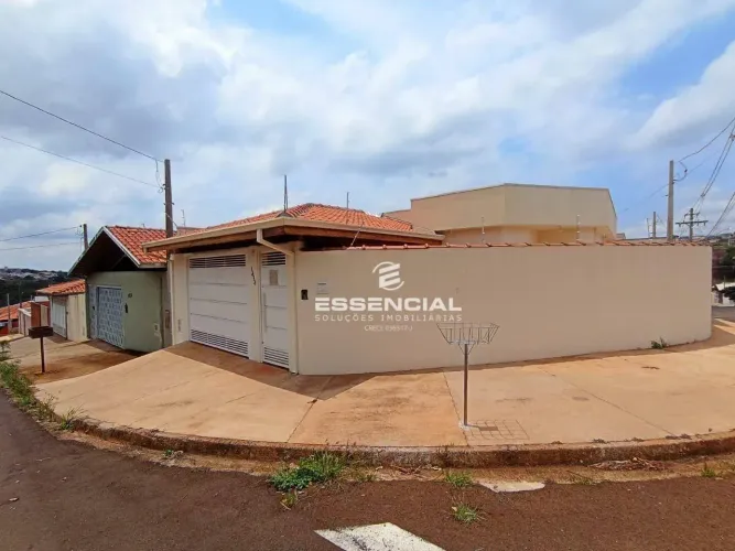 Casa com 2 dormitórios à venda, 110 m² por R$ 500.000,00 - Jardim Ypê - Botucatu/SP