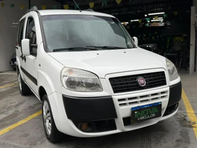 Fiat Doblo Essence 1.8 Flex 16V 5P 2017