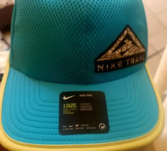 Novo Original Nike Dri-FIT Pro Trail Running Cap