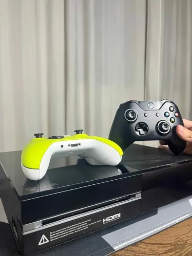 Xbox one completo com 2 controles originais ##ACEITO CARTÃO##