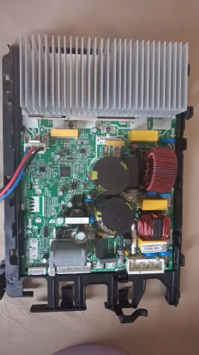 Placa condensadora Springer Midea inverter