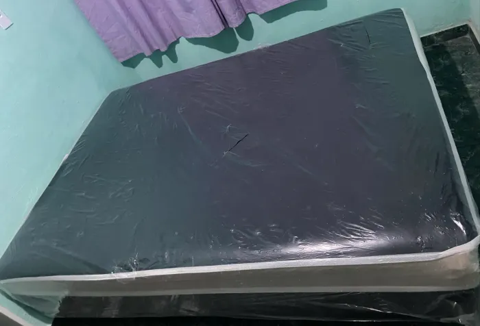 Cama Box de Espuma Casal ? 1 Mês de Uso!