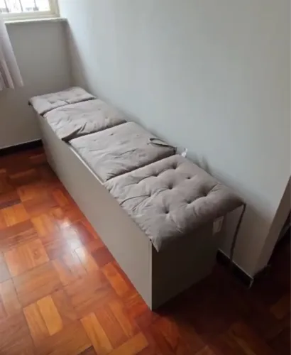 Banco baú com almofadas!